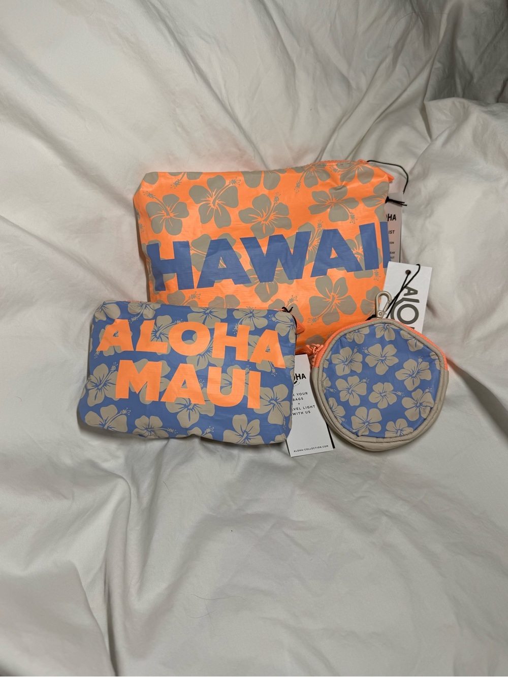 NEW Maui Exclusive 3pc Set: Mini & Small Pouch + Cutie NWT Aloha Collection - Picture 4 of 10